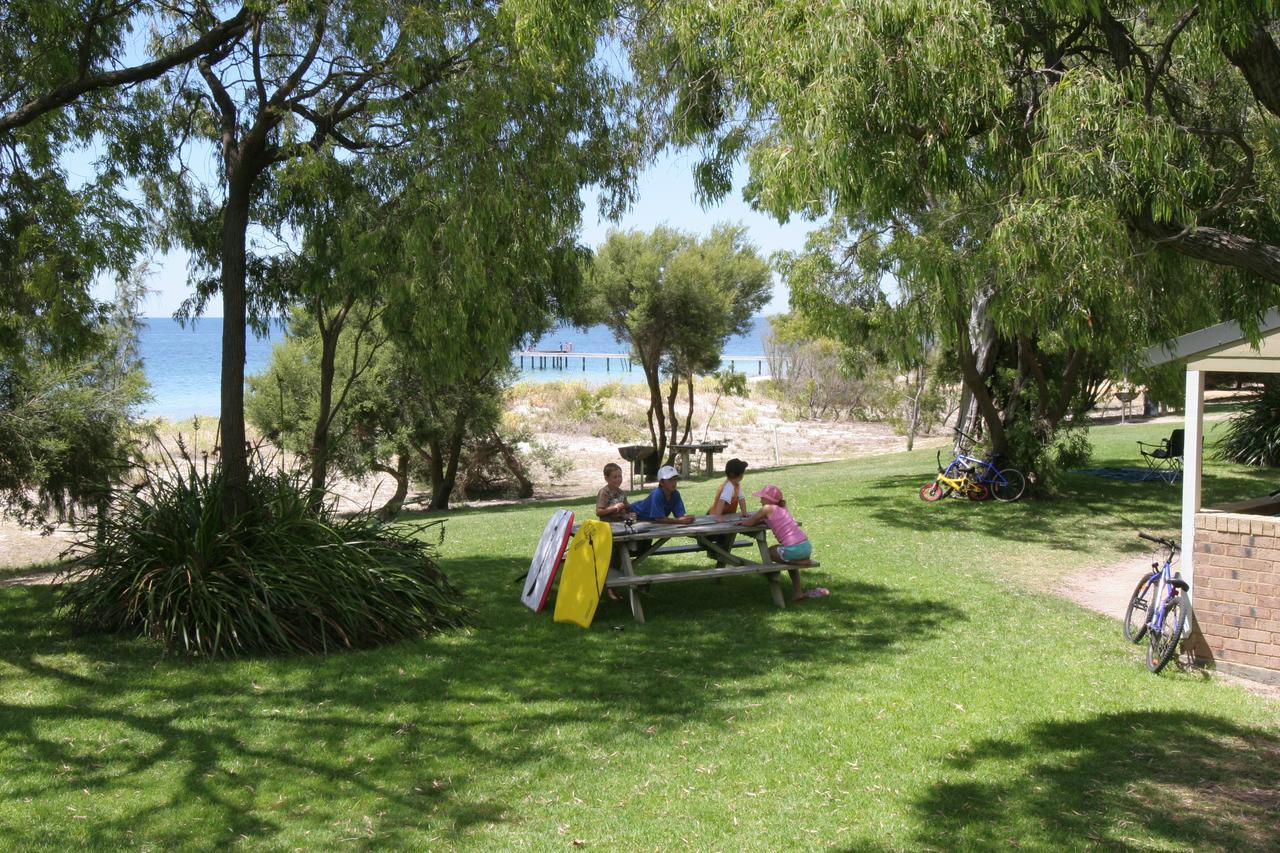 Siesta Park Holiday Resort Absolute Beachfront Resort Busselton Kültér fotó